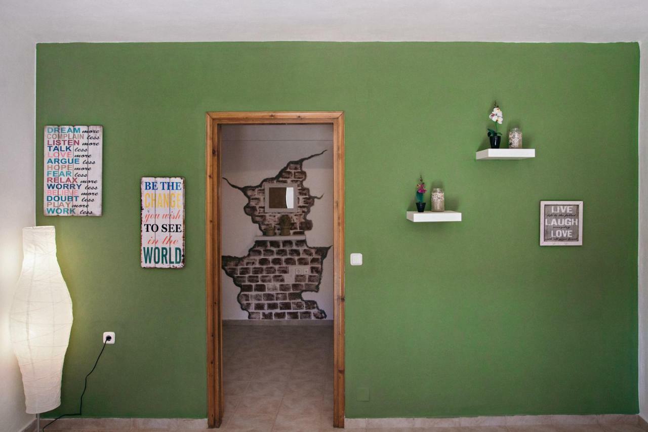 Olive Green House Agia Pelagia  Exterior photo